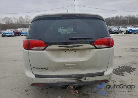 2020 Chrysler Pacifica Touring L Plus z USA, uszkodzony, nr VIN 2C4RC1EG1LR266440